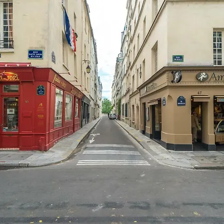 Saint Louis Studio Apartman *